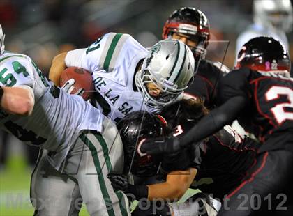 Thumbnail 2 in De La Salle vs. Centennial (CIF State Open Division Final) photogallery.