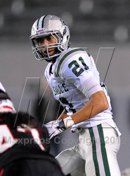 Thumbnail 1 in De La Salle vs. Centennial (CIF State Open Division Final) photogallery.