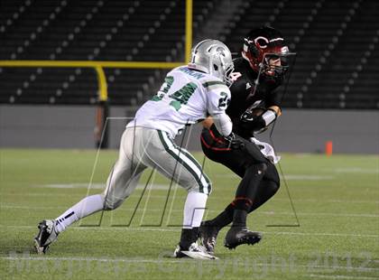 Thumbnail 2 in De La Salle vs. Centennial (CIF State Open Division Final) photogallery.