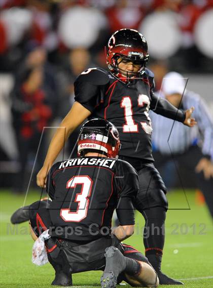 Thumbnail 2 in De La Salle vs. Centennial (CIF State Open Division Final) photogallery.