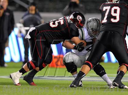 Thumbnail 3 in De La Salle vs. Centennial (CIF State Open Division Final) photogallery.