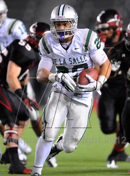 Thumbnail 2 in De La Salle vs. Centennial (CIF State Open Division Final) photogallery.