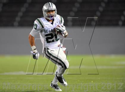 Thumbnail 3 in De La Salle vs. Centennial (CIF State Open Division Final) photogallery.