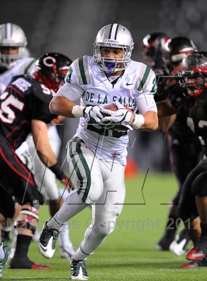 Thumbnail 1 in De La Salle vs. Centennial (CIF State Open Division Final) photogallery.