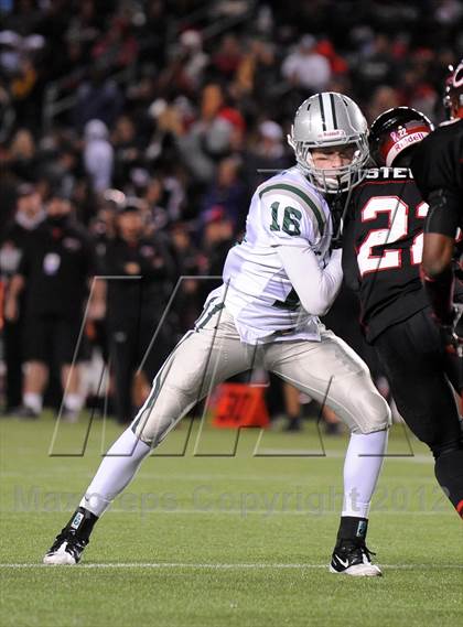 Thumbnail 2 in De La Salle vs. Centennial (CIF State Open Division Final) photogallery.