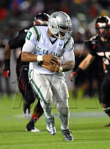 Thumbnail 3 in De La Salle vs. Centennial (CIF State Open Division Final) photogallery.