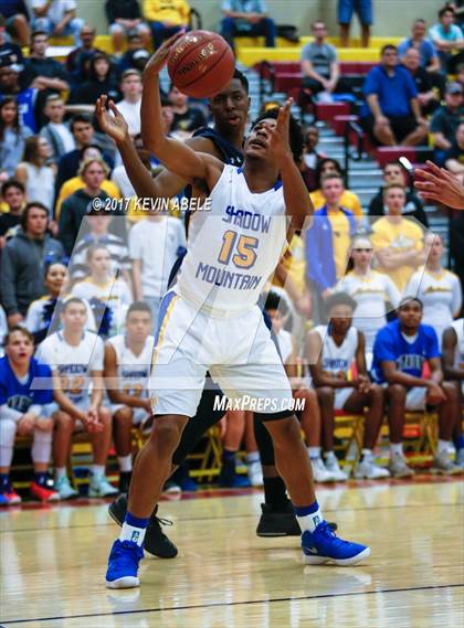 Thumbnail 1 in Shadow Mountain vs Chino Hills (Hoophall West) photogallery.