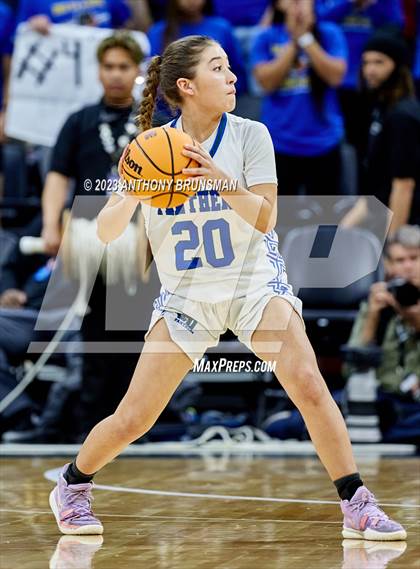 Thumbnail 2 in Shalhevet vs. San Domenico (CIF State D4 Final) photogallery.