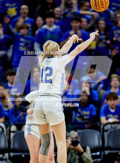 Thumbnail 3 in Shalhevet vs. San Domenico (CIF State D4 Final) photogallery.