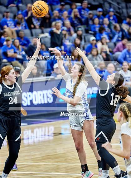 Thumbnail 2 in Shalhevet vs. San Domenico (CIF State D4 Final) photogallery.