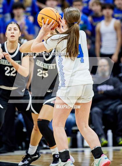 Thumbnail 2 in Shalhevet vs. San Domenico (CIF State D4 Final) photogallery.