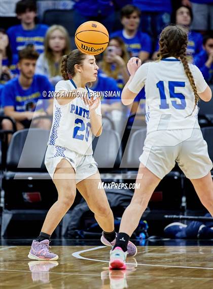 Thumbnail 3 in Shalhevet vs. San Domenico (CIF State D4 Final) photogallery.