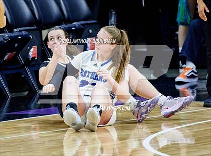 Thumbnail 2 in Shalhevet vs. San Domenico (CIF State D4 Final) photogallery.