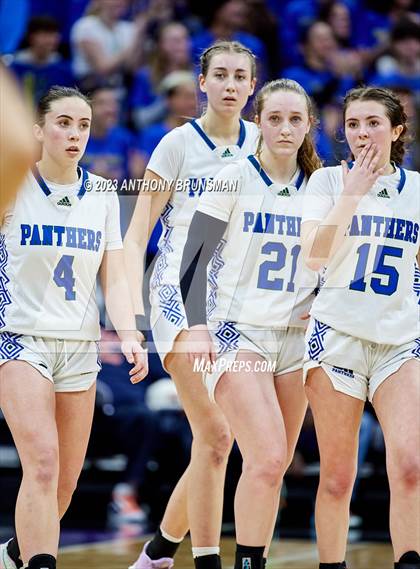 Thumbnail 2 in Shalhevet vs. San Domenico (CIF State D4 Final) photogallery.