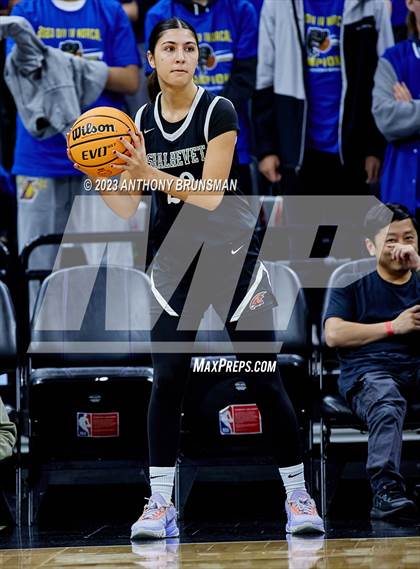 Thumbnail 1 in Shalhevet vs. San Domenico (CIF State D4 Final) photogallery.