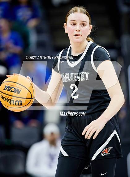 Thumbnail 1 in Shalhevet vs. San Domenico (CIF State D4 Final) photogallery.