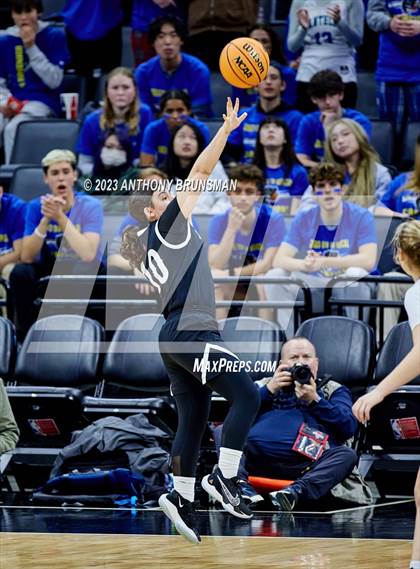 Thumbnail 3 in Shalhevet vs. San Domenico (CIF State D4 Final) photogallery.