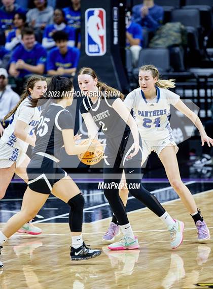 Thumbnail 1 in Shalhevet vs. San Domenico (CIF State D4 Final) photogallery.