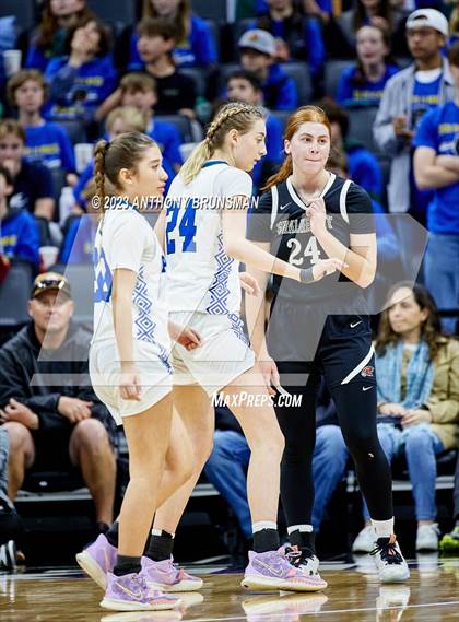 Thumbnail 1 in Shalhevet vs. San Domenico (CIF State D4 Final) photogallery.