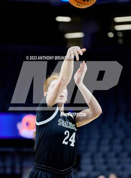 Thumbnail 1 in Shalhevet vs. San Domenico (CIF State D4 Final) photogallery.