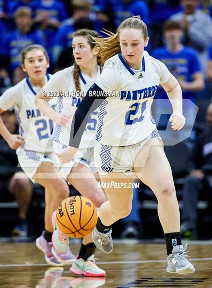 Thumbnail 2 in Shalhevet vs. San Domenico (CIF State D4 Final) photogallery.