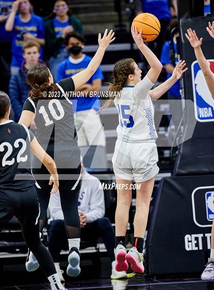 Thumbnail 3 in Shalhevet vs. San Domenico (CIF State D4 Final) photogallery.