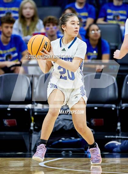 Thumbnail 1 in Shalhevet vs. San Domenico (CIF State D4 Final) photogallery.