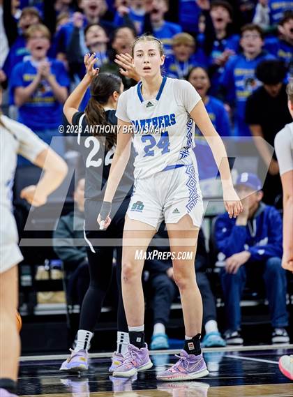 Thumbnail 2 in Shalhevet vs. San Domenico (CIF State D4 Final) photogallery.