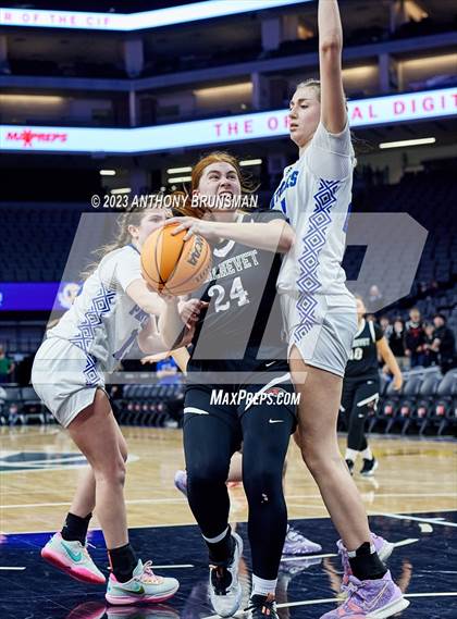 Thumbnail 1 in Shalhevet vs. San Domenico (CIF State D4 Final) photogallery.