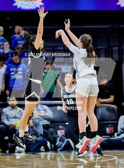 Thumbnail 3 in Shalhevet vs. San Domenico (CIF State D4 Final) photogallery.