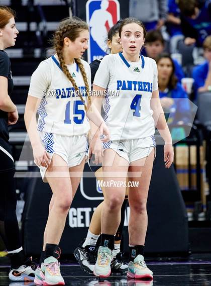Thumbnail 1 in Shalhevet vs. San Domenico (CIF State D4 Final) photogallery.
