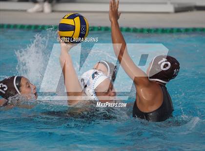 Thumbnail 3 in Saint Francis vs Clovis North (Arroyo Grande Fall Classic) photogallery.