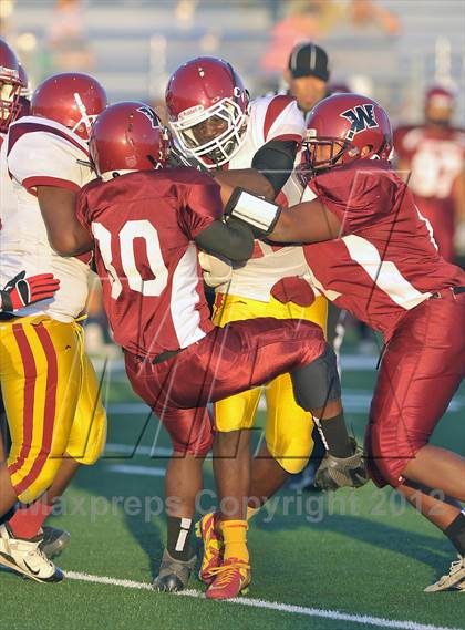 Thumbnail 2 in Encina Prep vs. West Campus photogallery.