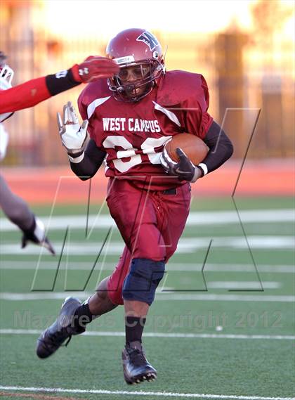 Thumbnail 2 in Encina Prep vs. West Campus photogallery.