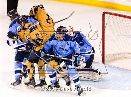 Thumbnail 2 in Franklin vs Malden Catholic (MIAA Super 8 Game 1 ) photogallery.