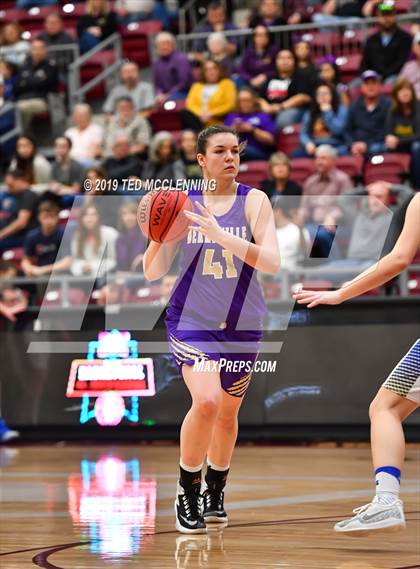 Thumbnail 1 in Harrison vs. Berryville (AAA 4A Regional Playoff) photogallery.