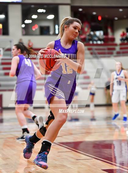Thumbnail 2 in Harrison vs. Berryville (AAA 4A Regional Playoff) photogallery.