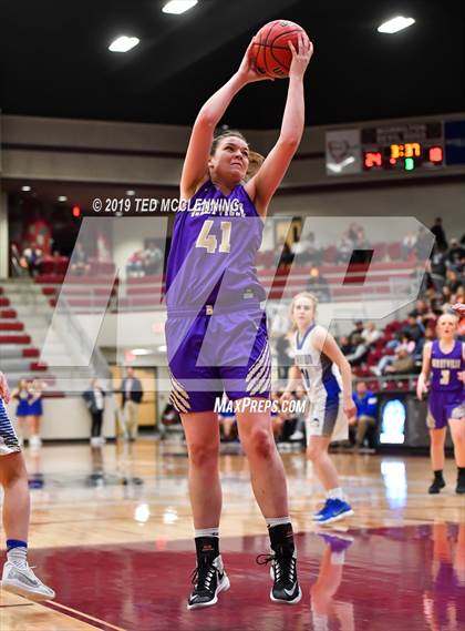 Thumbnail 2 in Harrison vs. Berryville (AAA 4A Regional Playoff) photogallery.