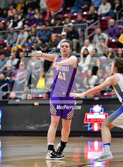 Thumbnail 3 in Harrison vs. Berryville (AAA 4A Regional Playoff) photogallery.