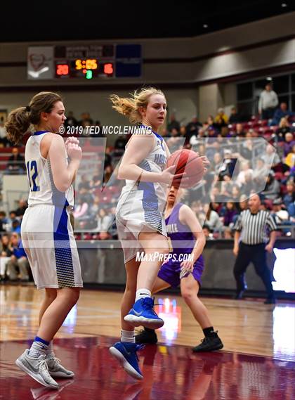 Thumbnail 3 in Harrison vs. Berryville (AAA 4A Regional Playoff) photogallery.