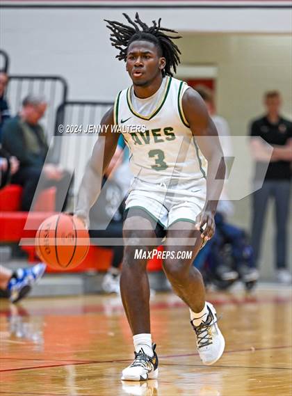 Thumbnail 2 in Sycamore vs. Mason (OHSAA Southwest District Division 1 Sectionals Round 1) photogallery.