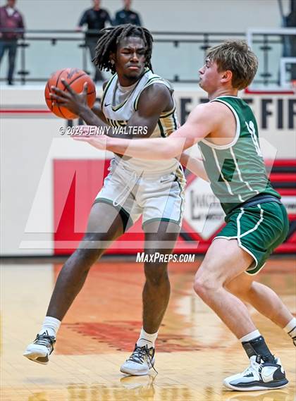 Thumbnail 2 in Sycamore vs. Mason (OHSAA Southwest District Division 1 Sectionals Round 1) photogallery.