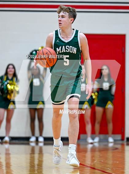 Thumbnail 3 in Sycamore vs. Mason (OHSAA Southwest District Division 1 Sectionals Round 1) photogallery.