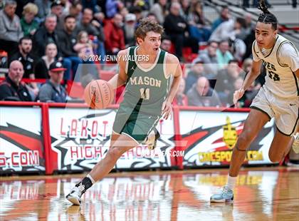 Thumbnail 3 in Sycamore vs. Mason (OHSAA Southwest District Division 1 Sectionals Round 1) photogallery.