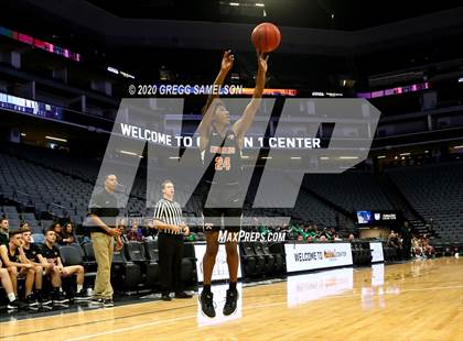 Thumbnail 3 in El Camino vs Marysville @ Golden 1 Center photogallery.