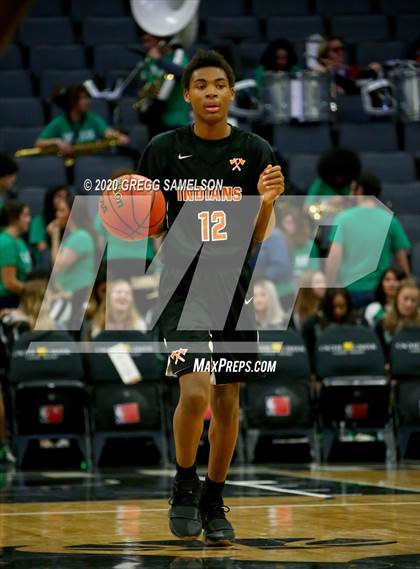 Thumbnail 3 in El Camino vs Marysville @ Golden 1 Center photogallery.
