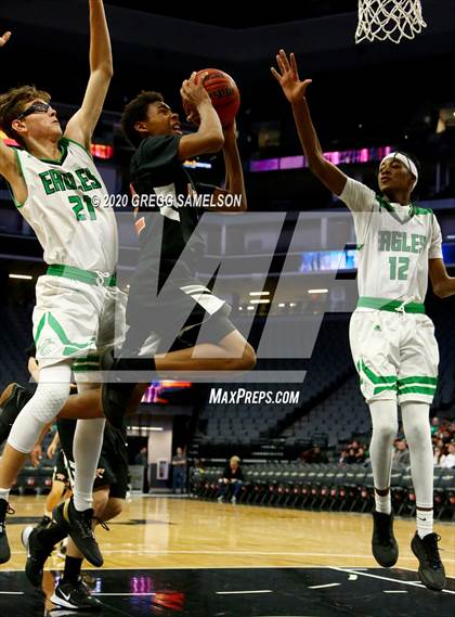 Thumbnail 1 in El Camino vs Marysville @ Golden 1 Center photogallery.