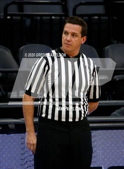 Thumbnail 3 in El Camino vs Marysville @ Golden 1 Center photogallery.