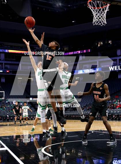 Thumbnail 2 in El Camino vs Marysville @ Golden 1 Center photogallery.