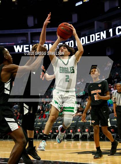 Thumbnail 3 in El Camino vs Marysville @ Golden 1 Center photogallery.